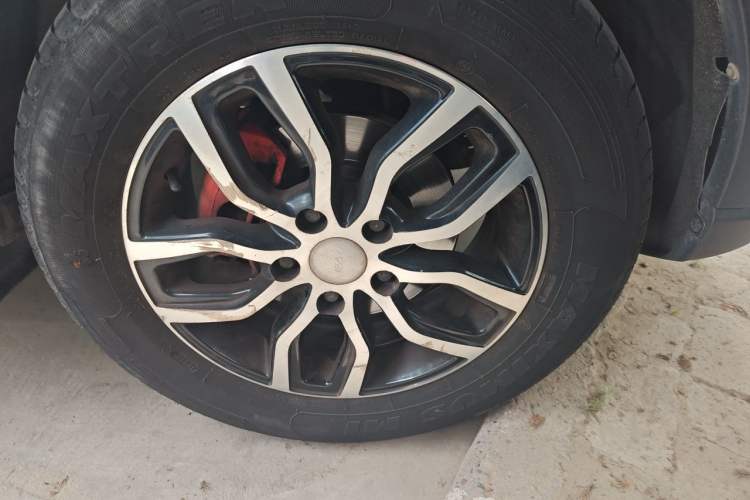 Used Lifan Auto Myway 2017 1.8L Manual Elite Model Right Front Wheel Hub