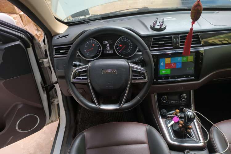 Used Lifan Auto Myway 2017 1.8L Manual Elite Model Steering Wheel
