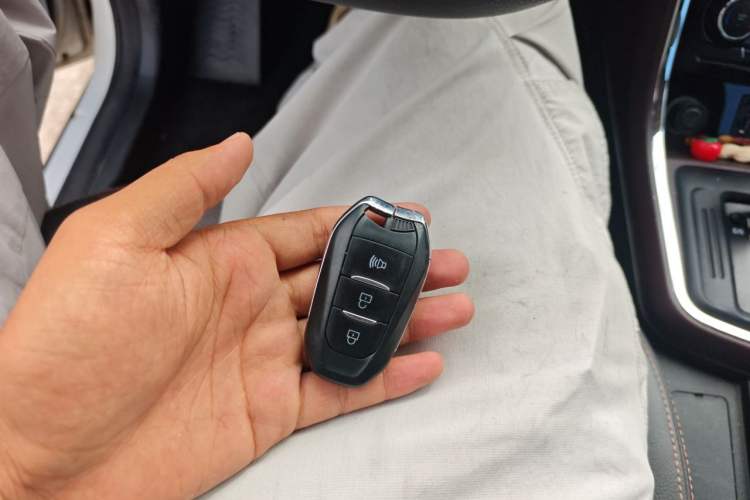 Used Lifan Auto Myway 2017 1.8L Automatic Luxury Model Vehicle Key
