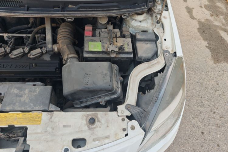 Used Lifan Auto X50 2014 1.5L Manual Elite Model Engine Bay Left
