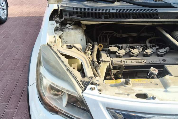 Used Lifan Auto X50 2014 1.5L CVT Elite Version Engine Bay Right