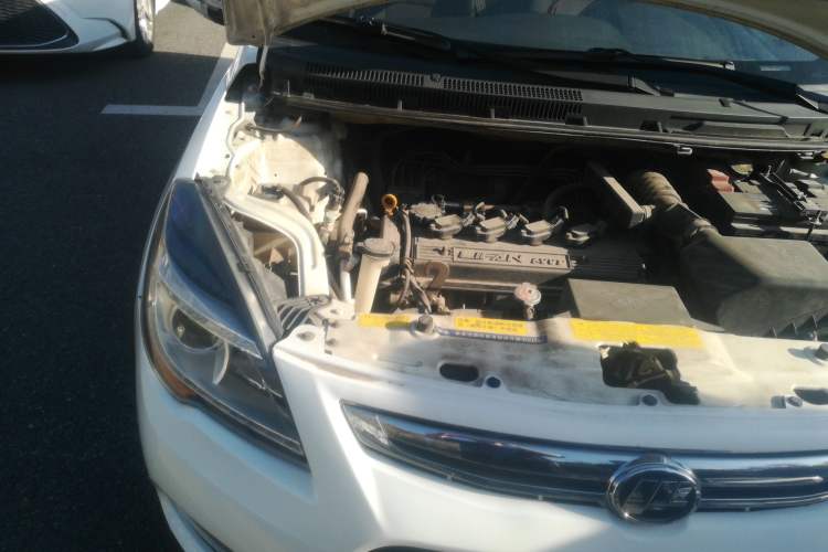 Used Lifan Auto X50 2014 1.5L Manual Elite Model Engine Bay Right