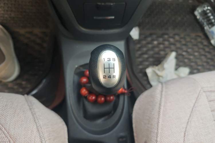 Used Lifan Auto X50 2014 1.5L Manual Elite Model Gear Lever
