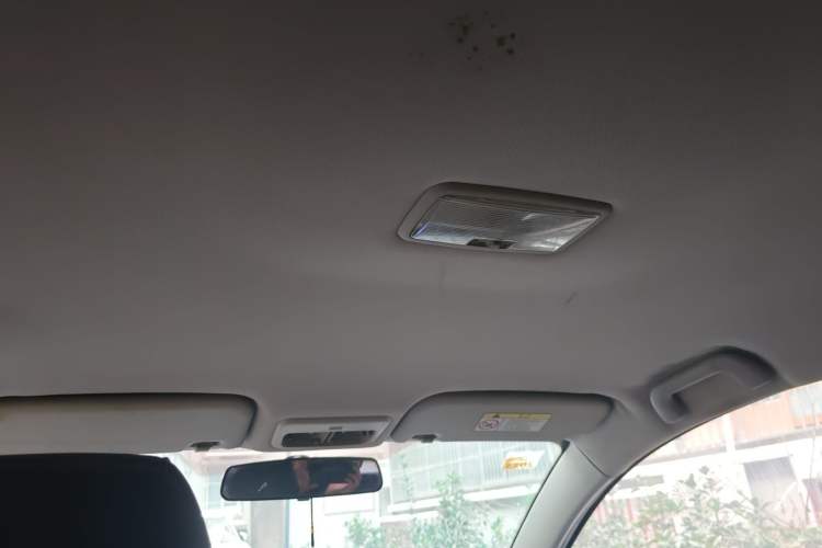 Used Lifan Auto X50 2014 1.5L Manual Elite Model Headliner