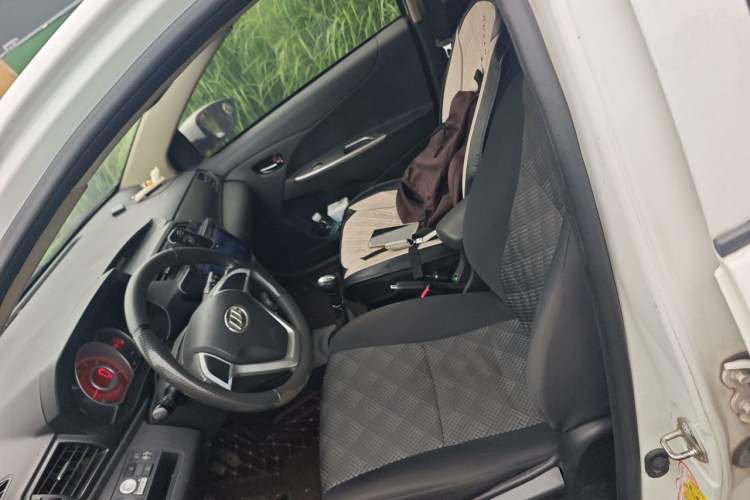 Used Lifan Auto X50 2014 1.5L Manual Elite Model Left Front Seat