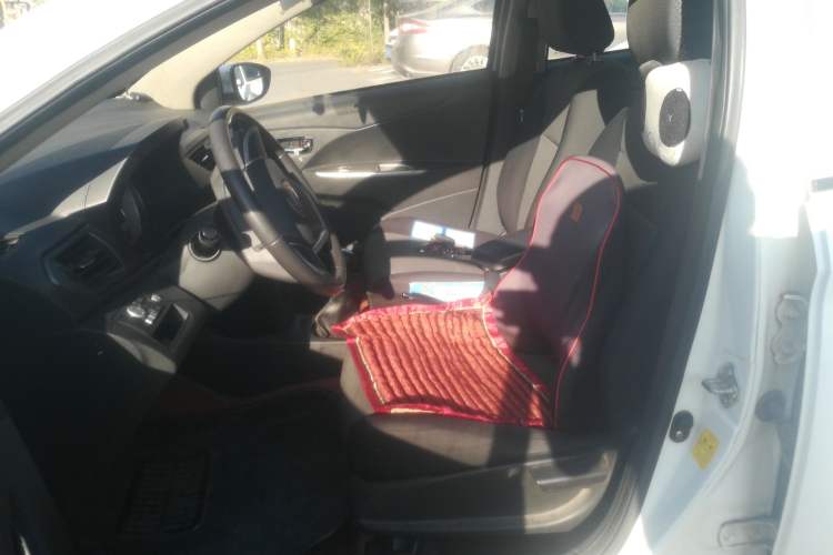 Used Lifan Auto X50 2014 1.5L Manual Elite Model Left Front Seat