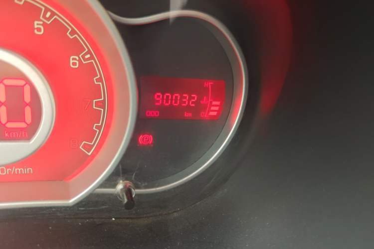 Used Lifan Auto X50 2014 1.5L Manual Elite Model Odometer Close Up