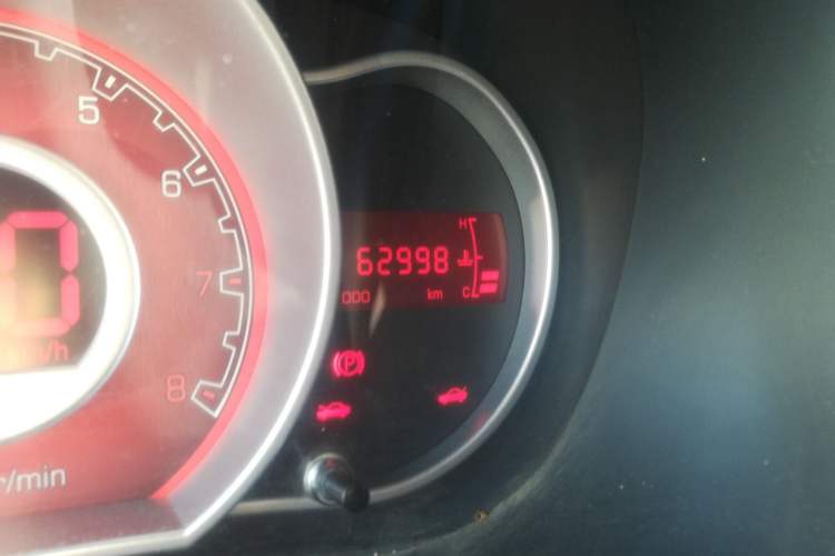 Used Lifan Auto X50 2014 1.5L Manual Elite Model Odometer Close Up