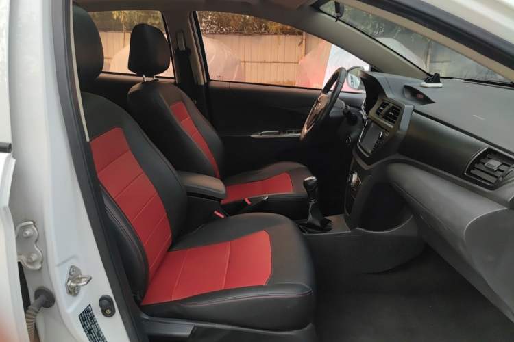 Used Lifan Auto X50 2014 1.5L Manual Luxury Model Right Front Seat