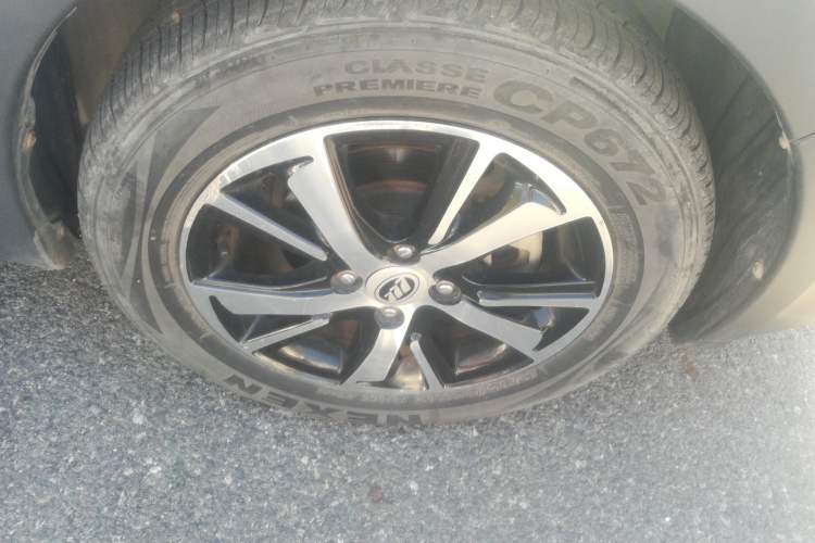 Used Lifan Auto X50 2014 1.5L Manual Elite Model Right Front Wheel Hub