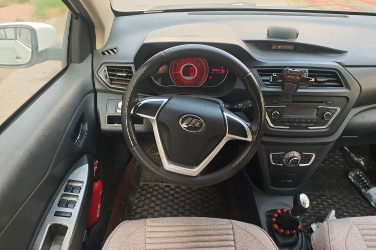 Used Lifan Auto X50 2014 1.5L Manual Elite Model Steering Wheel