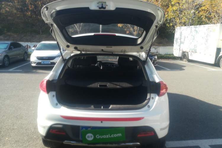 Used Lifan Auto X50 2014 1.5L Manual Elite Model Trunk