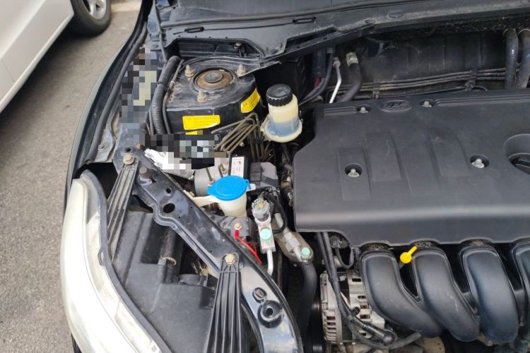 Used Lifan Auto X60 2011 1.8L Manual Luxury Model Engine Bay Right