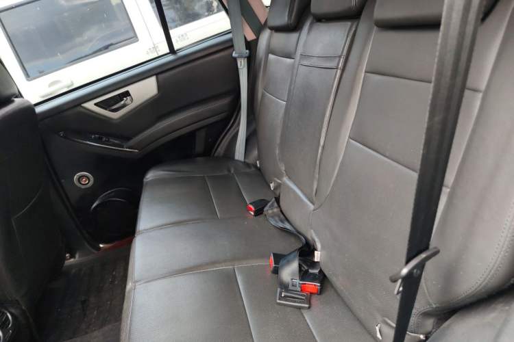 Used Lifan Auto X60 2011 1.8L Manual Luxury Model Left Rear Seat