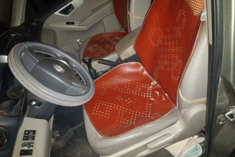 Used Lifan Auto X60 2011 1.8L Manual Comfort Version Left Front Seat