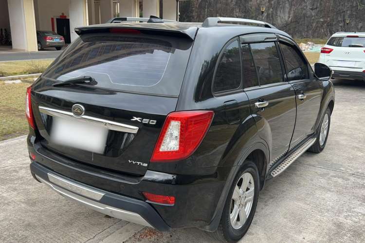 Used Lifan Auto X60 2012 Discovery Edition 1.8L Manual Luxury Model Exterior 3