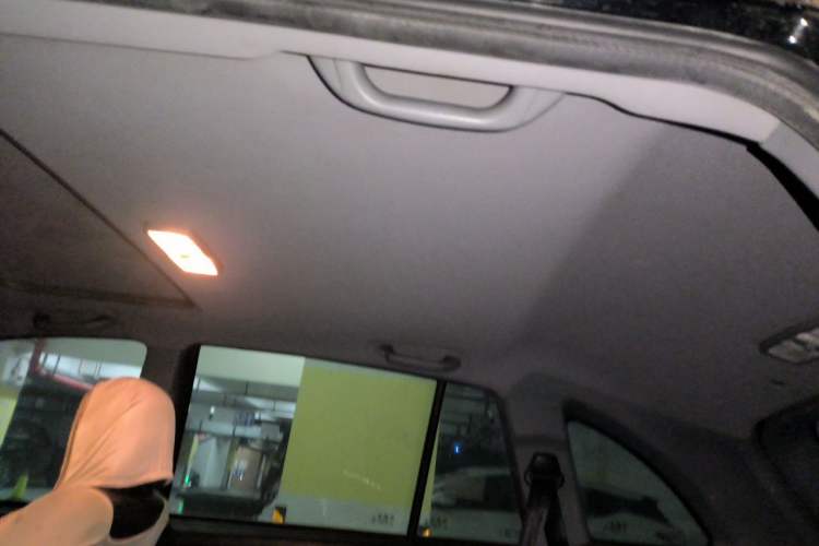 Used Lifan Auto X60 2012 Discovery Edition 1.8L Manual Luxury Model Headliner