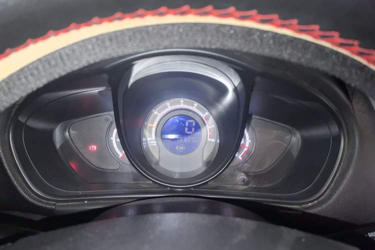 Used Lifan Auto X60 2012 Discovery Edition 1.8L Manual Luxury Model Instrument Cluster