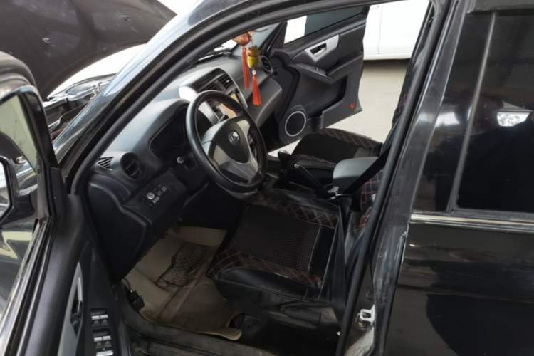 Used Lifan Auto X60 2012 Discovery Edition 1.8L Manual Comfort Model Left Front Seat