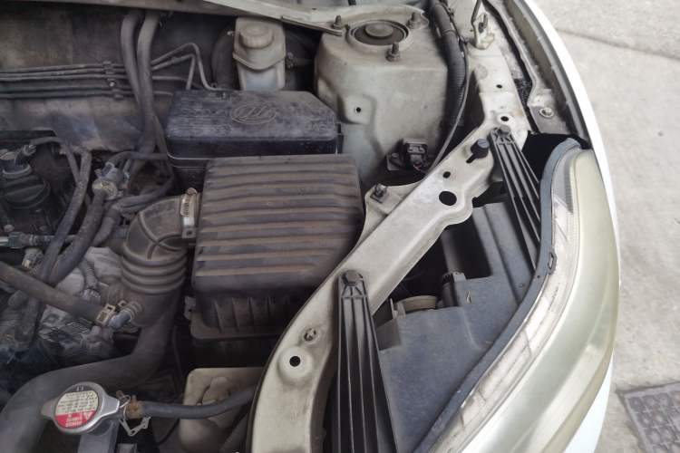 Used Lifan Auto X60 2012 Discovery Edition 1.8L Manual Comfort Model Engine Bay Left
