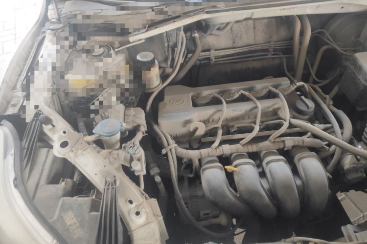 Used Lifan Auto X60 2012 Discovery Edition 1.8L Manual Luxury Model Engine Bay Right