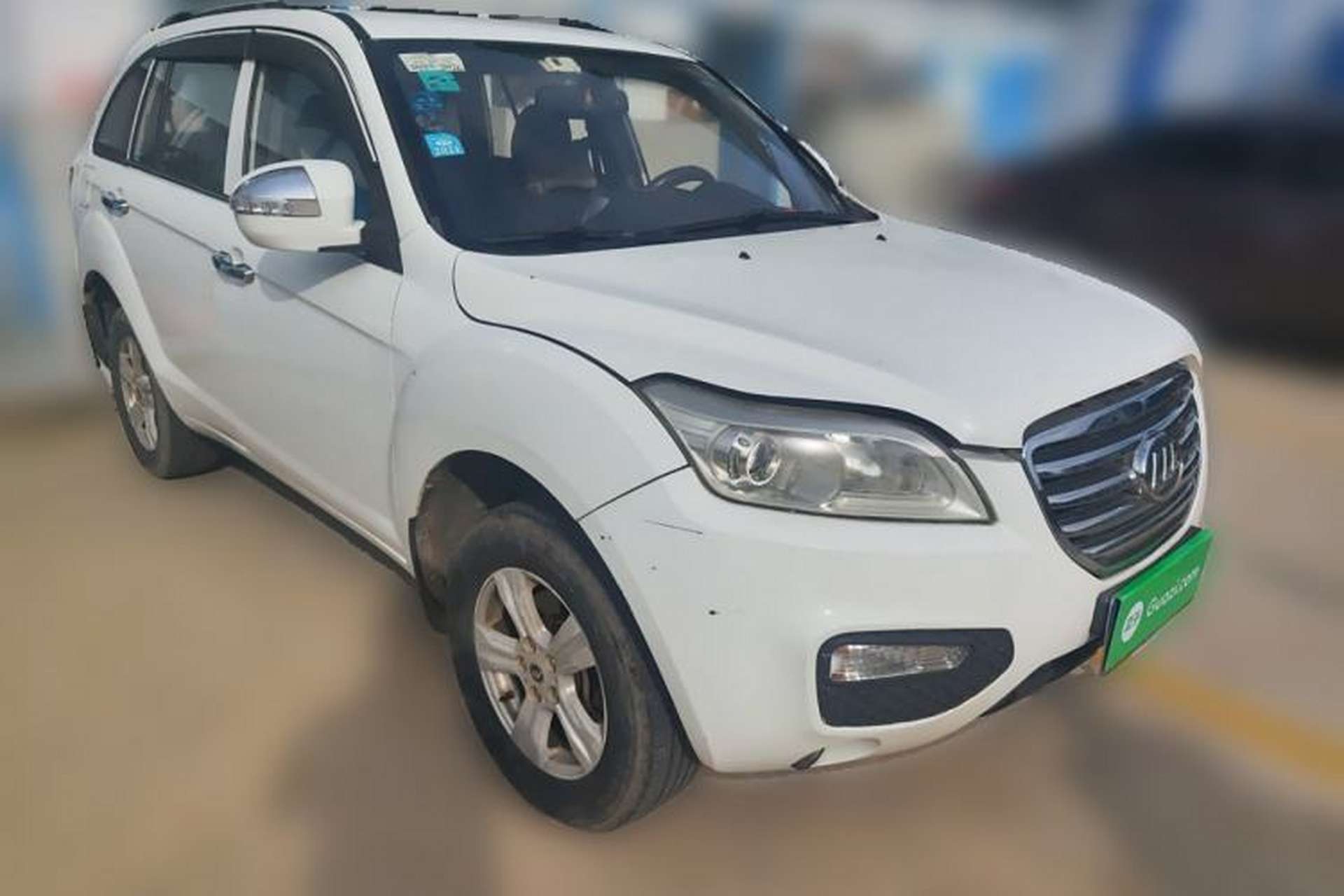 Used Lifan Auto X60 2012 Discovery Edition 1.8L Manual Luxury Model Front Right 45 Deg