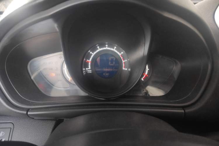 Used Lifan Auto X60 2012 Discovery Edition 1.8L Manual Luxury Model Instrument Cluster