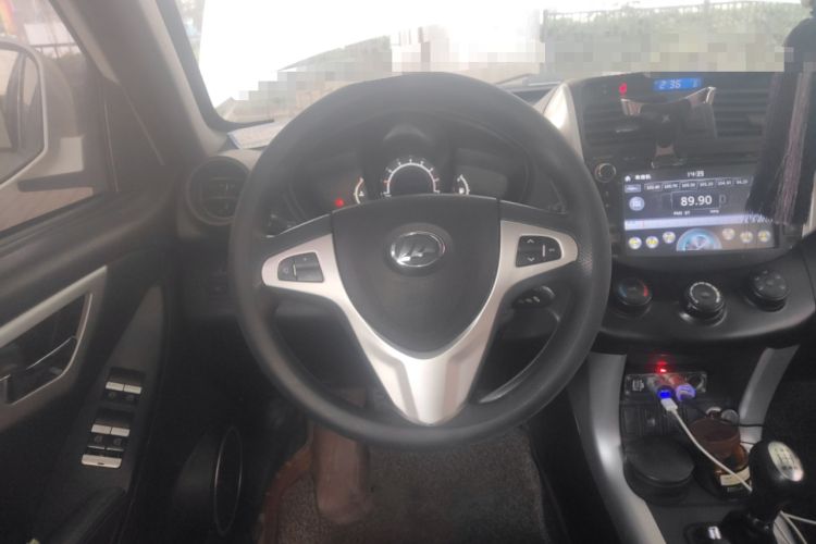 Used Lifan Auto X60 2012 Discovery Edition 1.8L Manual Luxury Model Steering Wheel