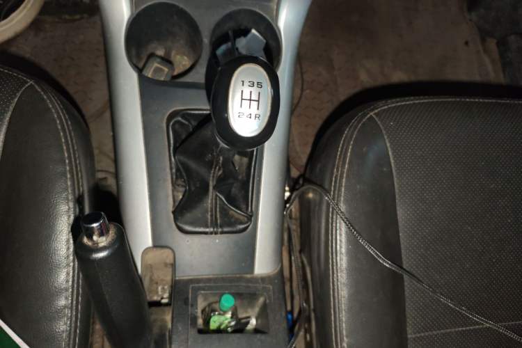 Used Lifan Auto X60 2013 1.8L Manual Champion Edition Gear Lever