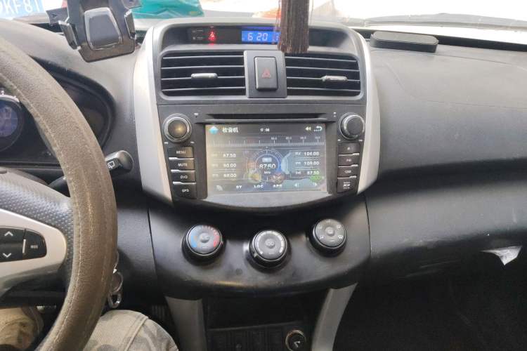 Used Lifan Auto X60 2013 1.8L Manual Champion Edition Audio And AC Panel