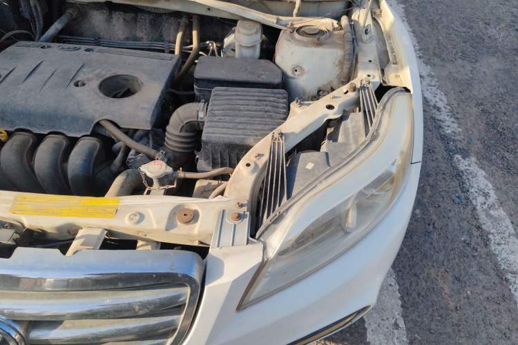 Used Lifan Auto X60 2013 1.8L Manual Champion Edition Engine Bay Left