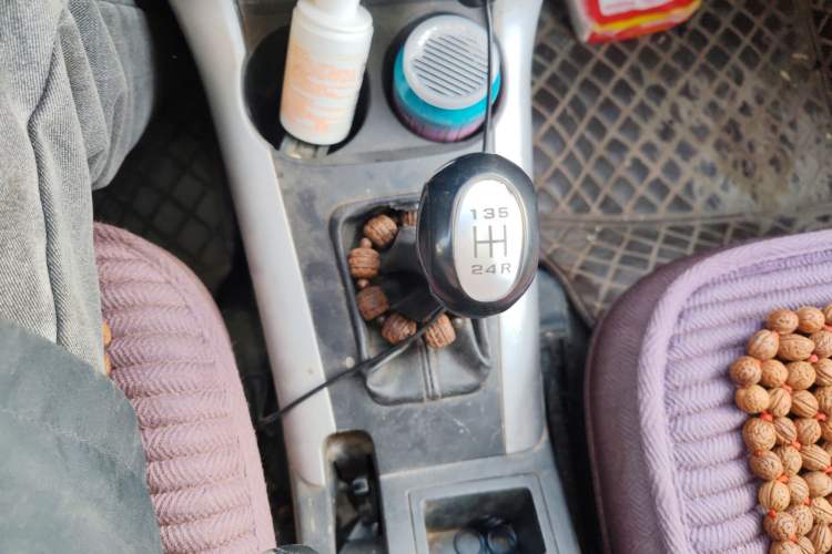 Used Lifan Auto X60 2013 1.8L Manual Champion Edition Gear Lever
