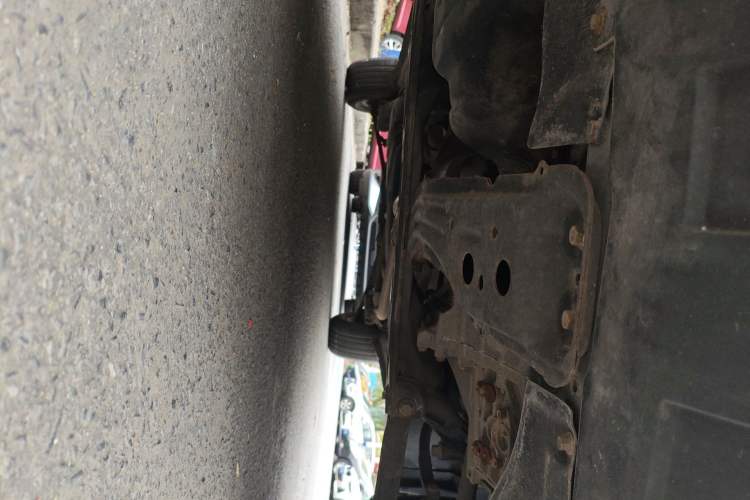 Used Lifan Auto X60 2015 1.8L Manual Comfort Model China V Standard Chassis Front