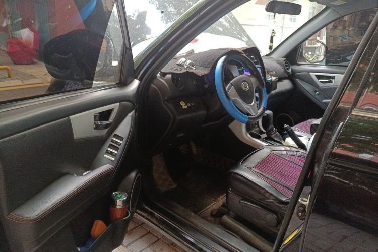 Used Lifan Auto X60 2015 1.8L CVT Comfort Model China V Standard Driver Seat