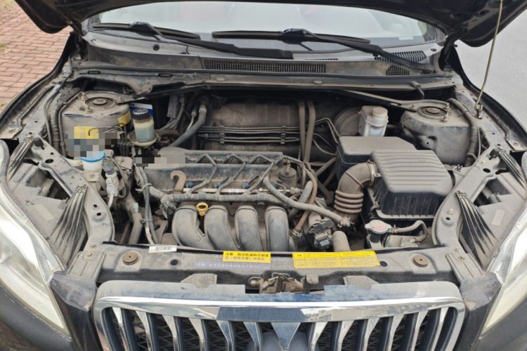 Used Lifan Auto X60 2015 1.8L Manual Comfort Model China V Standard Engine Bay