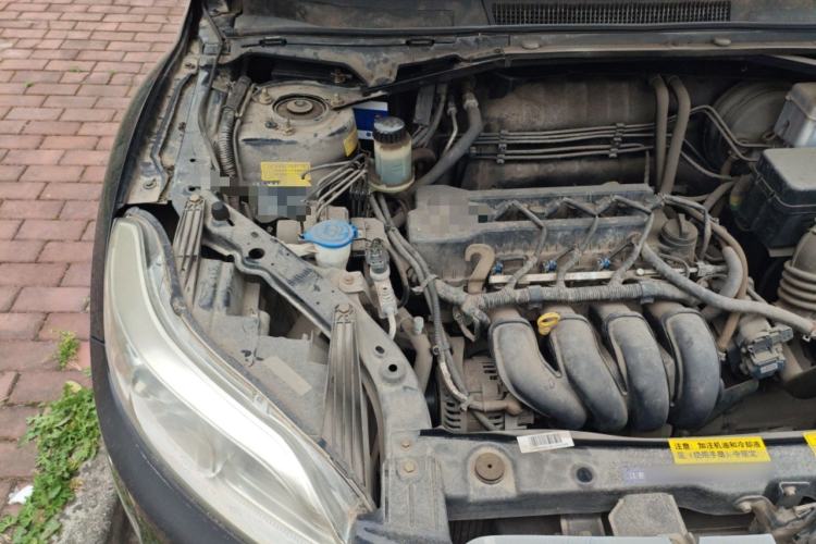Used Lifan Auto X60 2015 1.8L Manual Comfort Model China V Standard Engine Bay Right