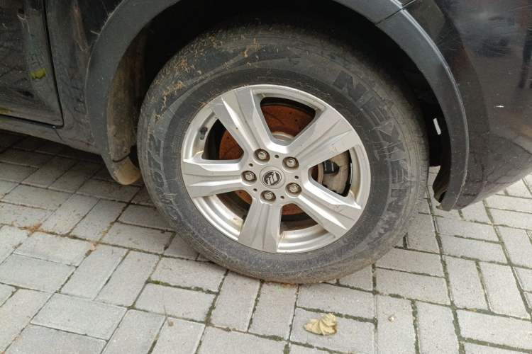 Used Lifan Auto X60 2015 1.8L CVT Comfort Model China V Standard Right Front Wheel Hub