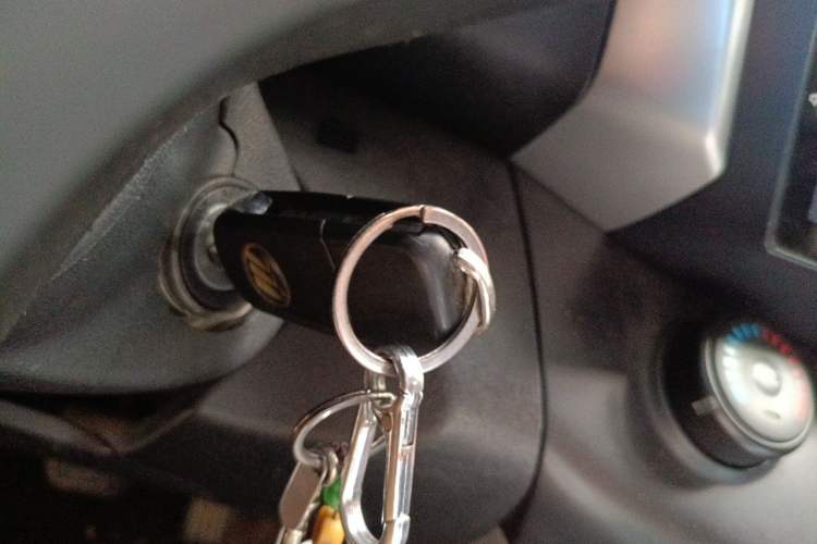 Used Lifan Auto X60 2015 1.8L CVT Comfort Model China V Standard Vehicle Key
