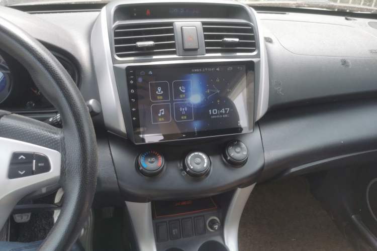 Used Lifan Auto X60 2015 1.8L Manual Luxury Model China IV Standard Audio And AC Panel