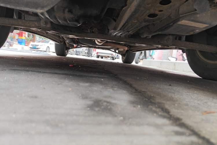 Used Lifan Auto X60 2015 1.8L CVT Comfort Model China IV Standard Chassis Front