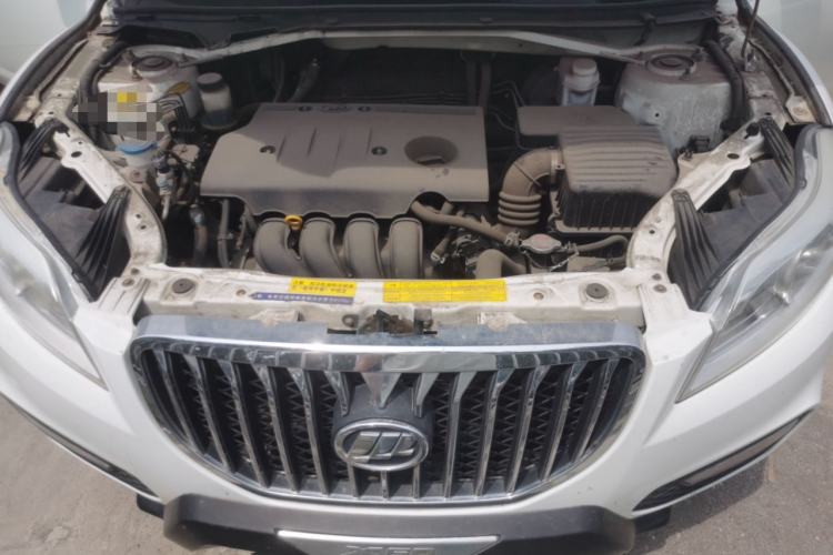 Used Lifan Auto X60 2015 1.8L Manual Luxury Model China IV Standard Engine Bay