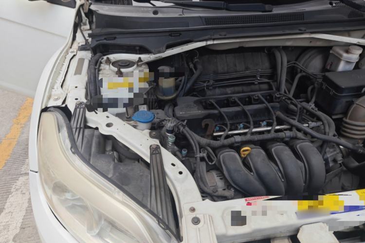 Used Lifan Auto X60 2015 1.8L CVT Comfort Model China IV Standard Engine Bay Right