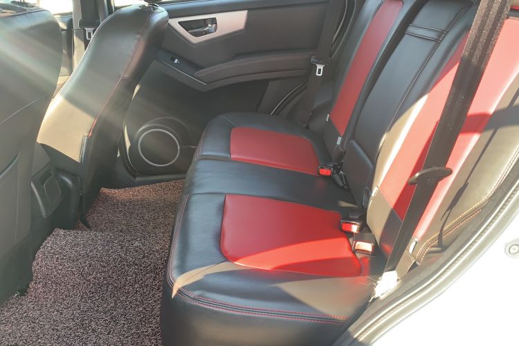 Used Lifan Auto X60 2015 1.8L Manual Comfort Model China IV Standard Interior 1