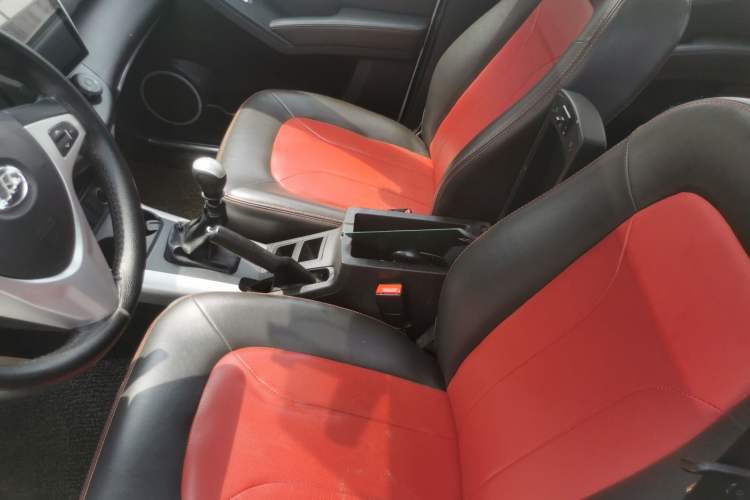 Used Lifan Auto X60 2015 1.8L Manual Luxury Model China IV Standard Left Front Seat