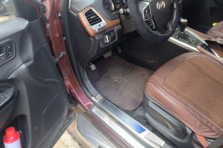 Used Lifan Auto X80 2017 2.0T Automatic Comfort Model Driver Seat
