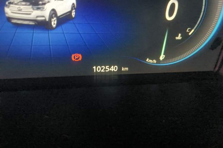 Used Lifan Auto X80 2017 2.0T Automatic Comfort Version Odometer Close Up