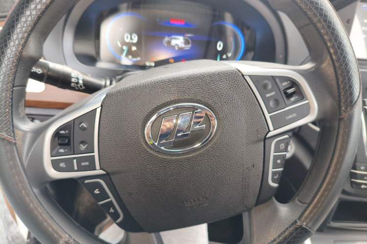 Used Lifan Auto X80 2017 2.0T Automatic Comfort Version Steering Wheel
