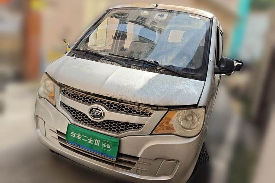 Lifan Auto Xingshun 2011