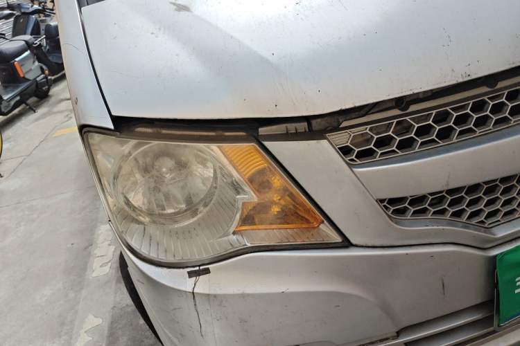 Used Lifan Auto Xingshun 2011 1.3L Comfort Model Right Front Headlight