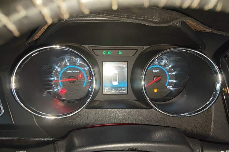 Used Lifan Auto Xuanlang 2017 2.0L CVT Comfort Edition Instrument Cluster
